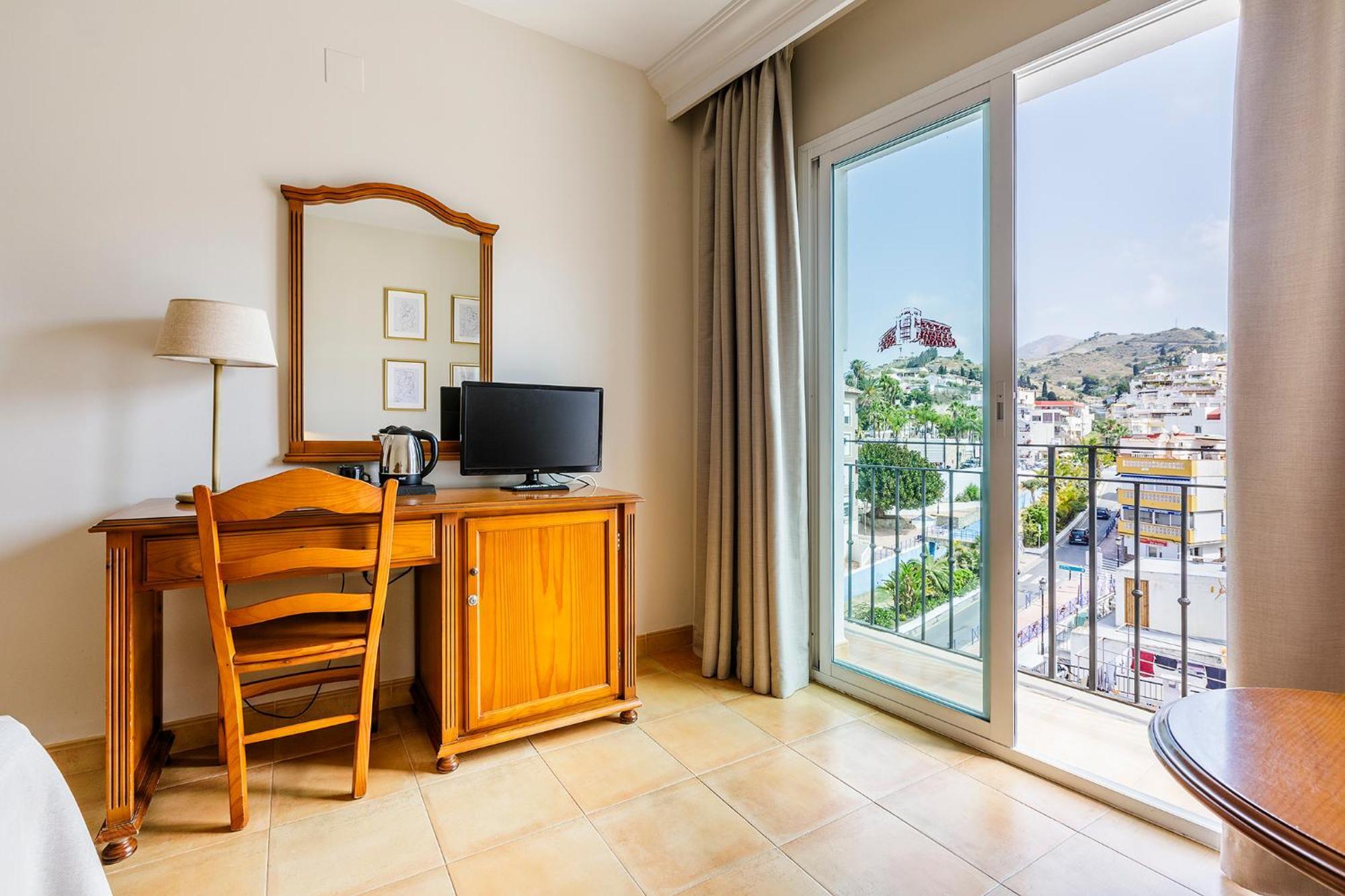 Hotel Almijara - Mares La Herradura  Ngoại thất bức ảnh
